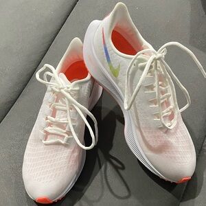 Nike Air Zoom Pegasus 37 never worn